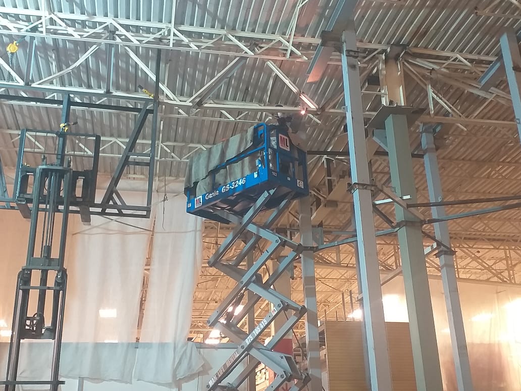 Detalle de cubierta metálica